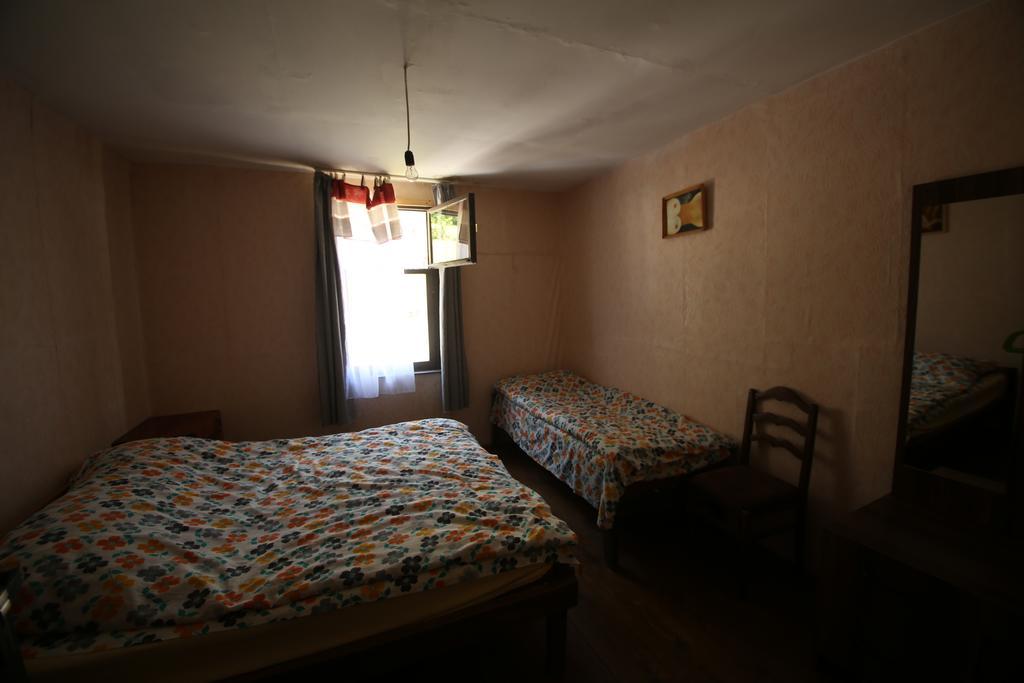 Korsha Guesthouse Roshka Экстерьер фото